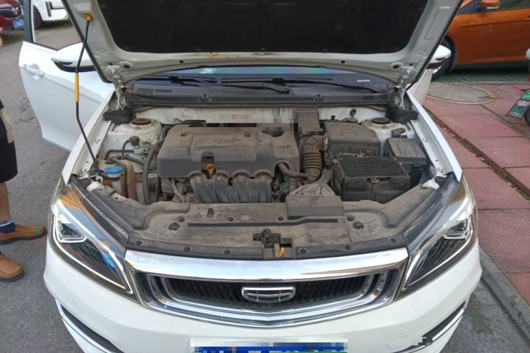 Used Geely Auto Emgrand 2019 Leading Edition 1.5L CVT Upward-Connected Model China VI Standard Engine Bay