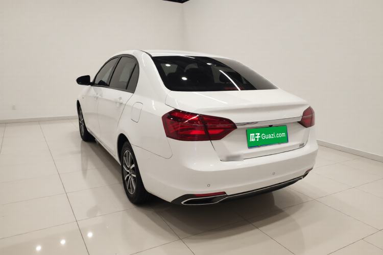 Used Geely Auto Emgrand 2019 Leading Edition 1.5L CVT Luxury Model China VI Standard Exterior 2