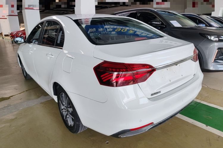 Used Geely Auto Emgrand 2019 Leading Edition 1.5L CVT Upward-Connected Model China VI Standard Exterior 2