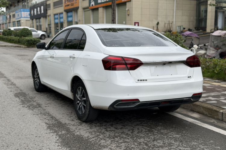 Used Geely Auto Emgrand 2019 Leading Edition 1.5L CVT Luxury Model China VI Standard Exterior 3