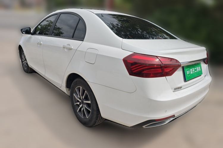 Used Geely Auto Emgrand 2019 Leading Edition 1.5L Manual Luxury Model China VI Standard Exterior 3