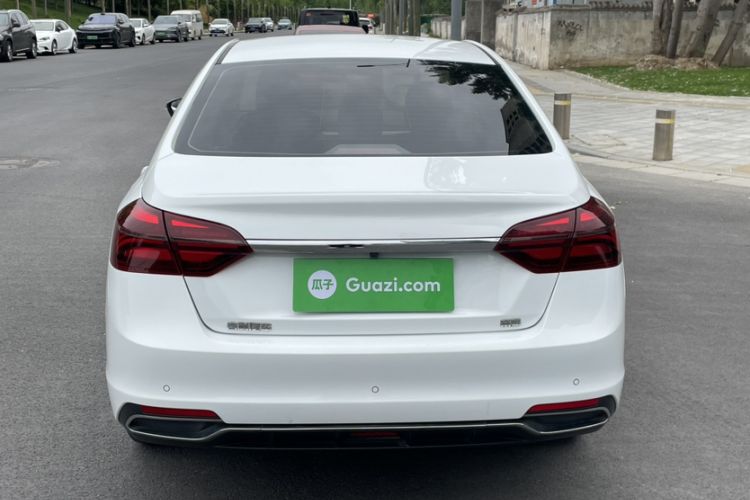 Used Geely Auto Emgrand 2019 Leading Edition 1.5L CVT Luxury Model China VI Standard Exterior 3