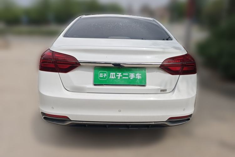 Used Geely Auto Emgrand 2019 Leading Edition 1.5L Manual Luxury Model China VI Standard Exterior 4