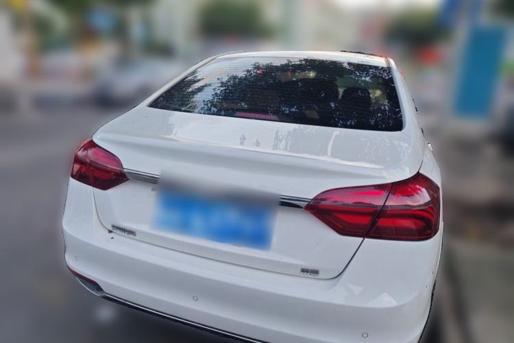 Used Geely Auto Emgrand 2019 Leading Edition 1.5L Manual Upgraded Connectivity Model China VI Standard Exterior 4