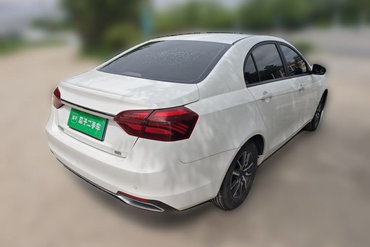 Used Geely Auto Emgrand 2019 Leading Edition 1.5L Manual Luxury Model China VI Standard Exterior 5