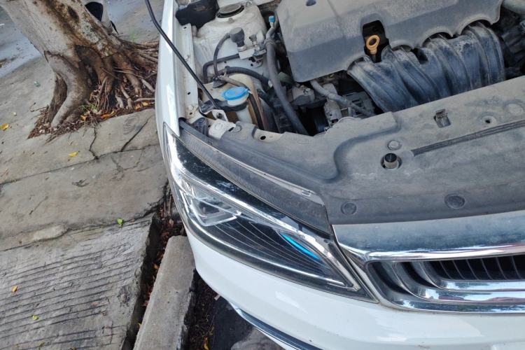 Used Geely Auto Emgrand 2019 Leading Edition 1.5L Manual Upgraded Connectivity Model China VI Standard Exterior 6