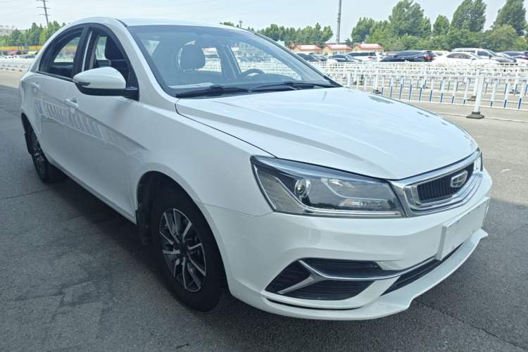 Used Geely Auto Emgrand 2019 Leading Edition 1.5L Manual Luxury Model China VI Standard Front Right 45 Deg