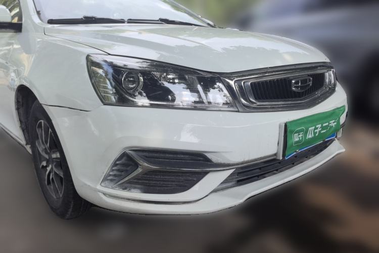 Used Geely Auto Emgrand 2019 Leading Edition 1.5L Manual Luxury Model China VI Standard Front Right 45 Deg