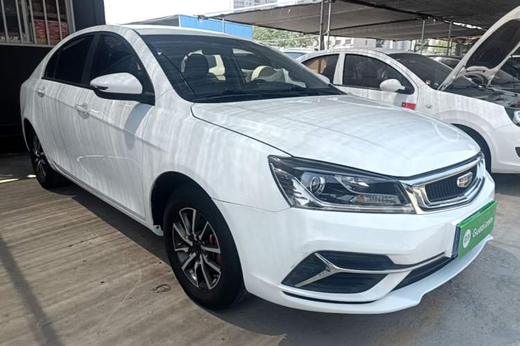 Used Geely Auto Emgrand 2019 Leading Edition 1.5L Manual Luxury Model China VI Standard Front Right 45 Deg