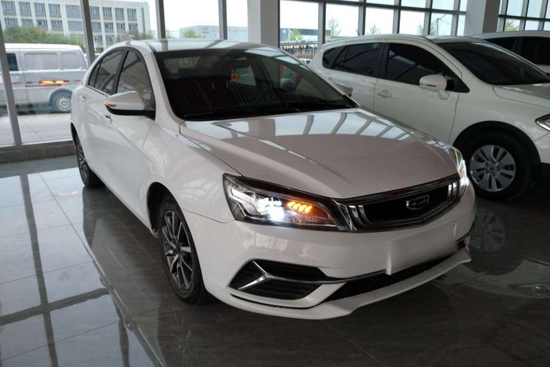 Used Geely Auto Emgrand 2019 Leading Edition 1.5L CVT Upward Asian Games Edition China VI Front Right 45 Deg