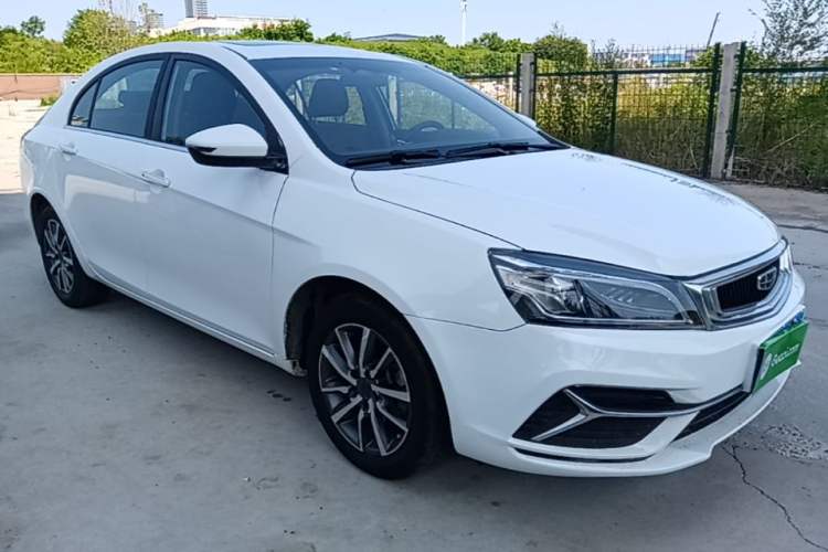 Used Geely Auto Emgrand 2019 Leading Edition 1.5L CVT Upward-Connected Model China VI Standard Front Right 45 Deg