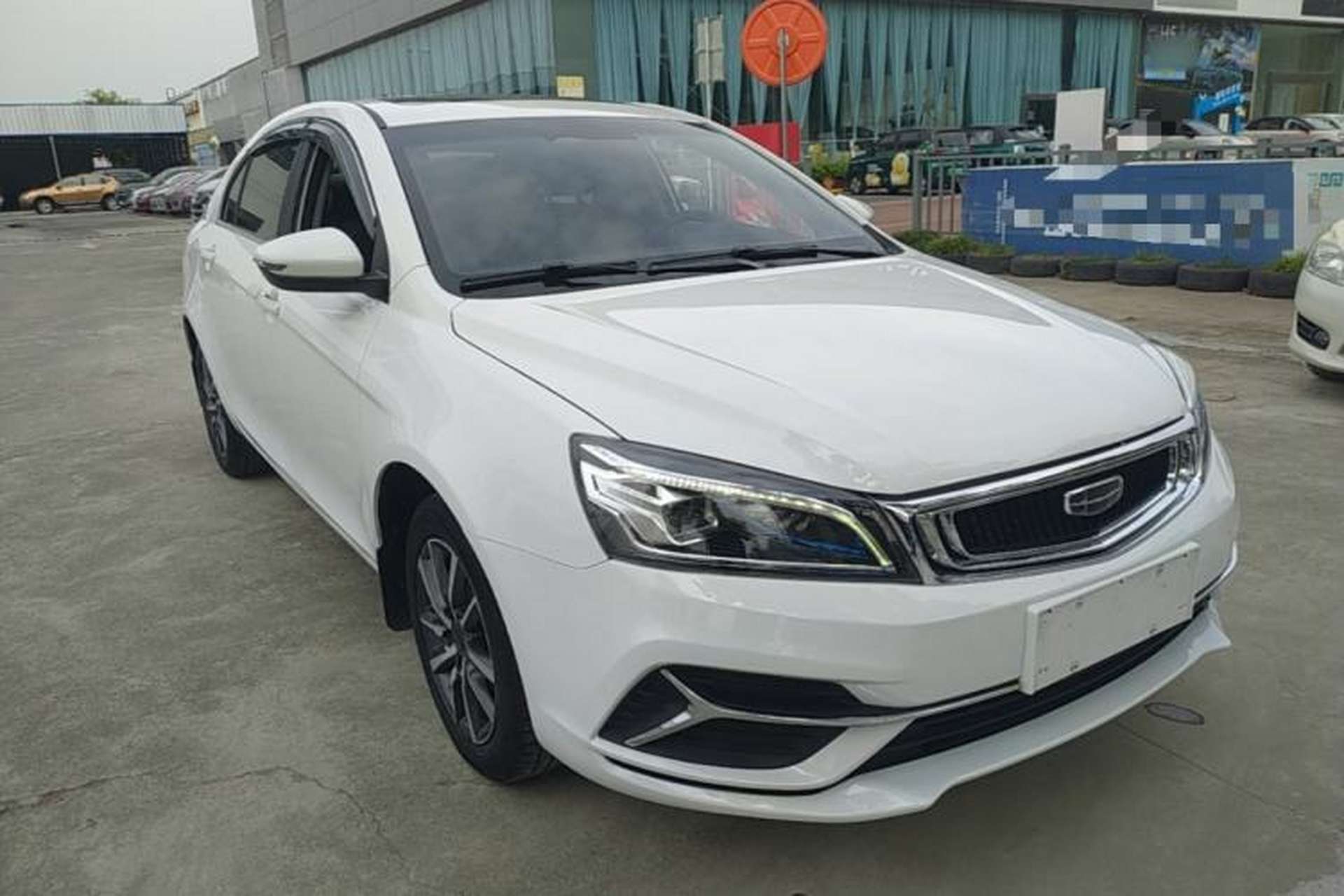 Used Geely Auto Emgrand 2019 Leading Edition 1.5L CVT Upward-Connected Model China VI Standard Front Right 45 Deg