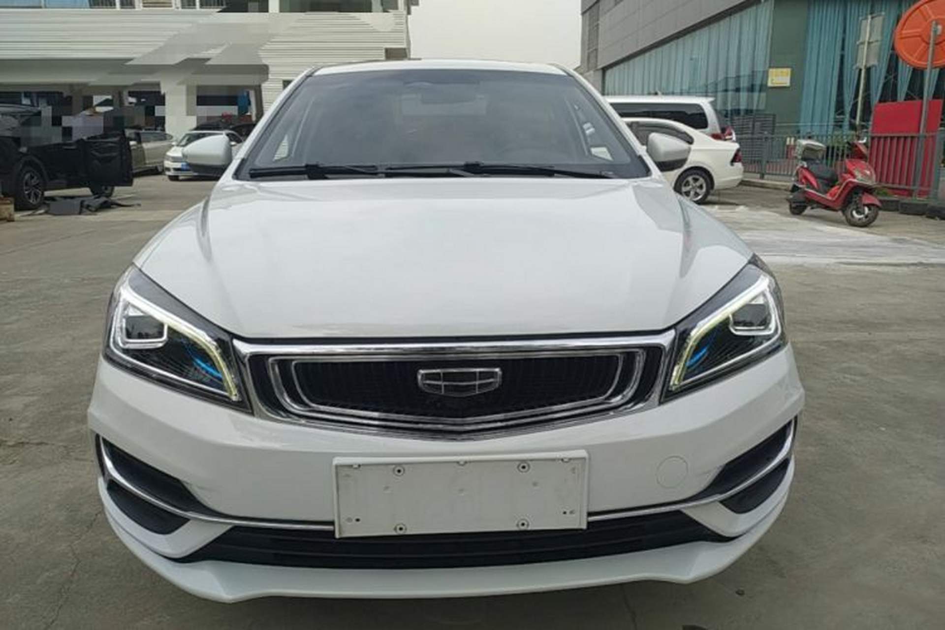 Used Geely Auto Emgrand 2019 Leading Edition 1.5L CVT Upward-Connected Model China VI Standard Front