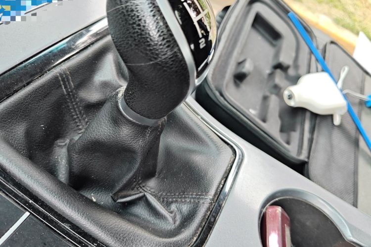 Used Geely Auto Emgrand 2019 Leading Edition 1.5L Manual Upward Asian Games Edition China VI Gear Lever