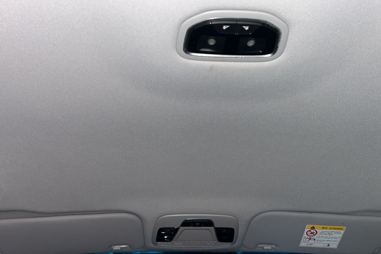 Used Geely Auto Emgrand 2019 Leading Edition 1.5L Manual Luxury Model China VI Standard Headliner