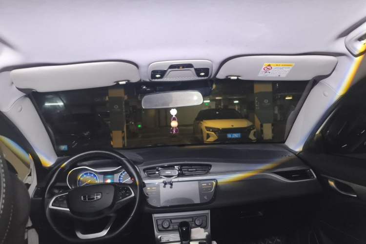 Used Geely Auto Emgrand 2019 Leading Edition 1.5L CVT Luxury Model China VI Standard Headliner