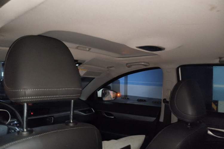 Used Geely Auto Emgrand 2019 Leading Edition 1.5L CVT Upward Asian Games Edition China V Headliner
