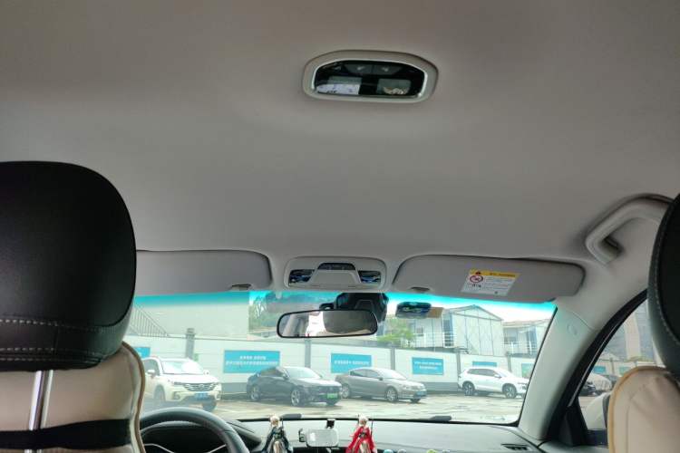 Used Geely Auto Emgrand 2019 Leading Edition 1.5L CVT Luxury Model China VI Standard Headliner