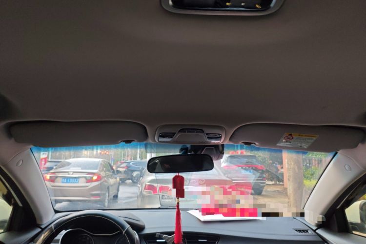 Used Geely Auto Emgrand 2019 Leading Edition 1.5L CVT Luxury Model China VI Standard Headliner