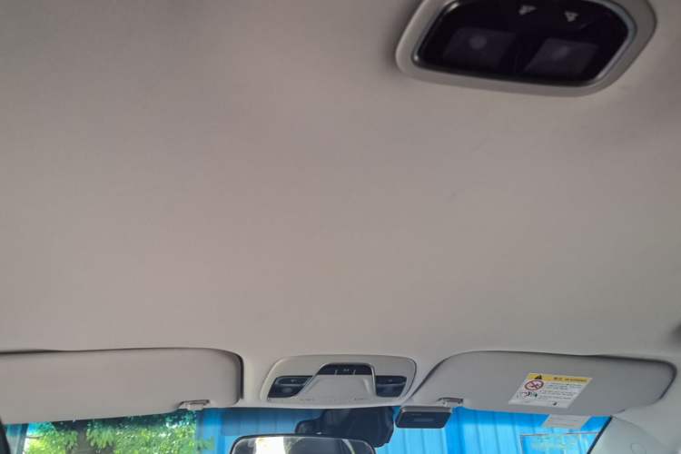 Used Geely Auto Emgrand 2019 Leading Edition 1.5L CVT Luxury Model China VI Standard Headliner