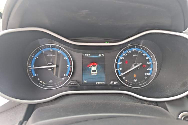 Used Geely Auto Emgrand 2019 Leading Edition 1.5L Manual Luxury Model China VI Standard Instrument Cluster