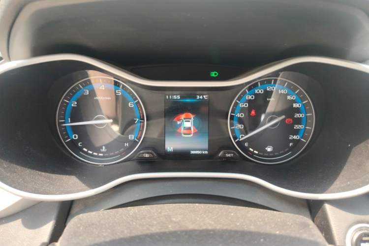 Used Geely Auto Emgrand 2019 Leading Edition 1.5L Manual Luxury Model China VI Standard Instrument Cluster