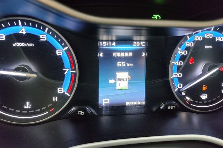 Used Geely Auto Emgrand 2019 Leading Edition 1.5L CVT Luxury Model China VI Standard Instrument Cluster