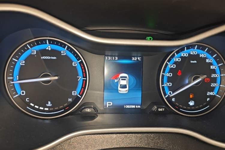 Used Geely Auto Emgrand 2019 Leading Edition 1.5L CVT Luxury Model China VI Standard Instrument Cluster