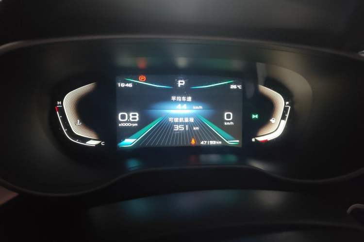 Used Geely Auto Emgrand 2019 Leading Edition 1.5L CVT Upward-Connected Model China VI Standard Instrument Cluster