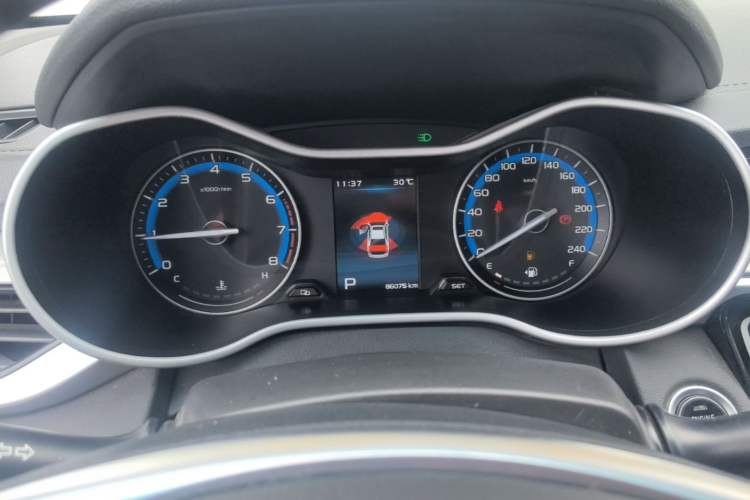 Used Geely Auto Emgrand 2019 Leading Edition 1.5L CVT Luxury Model China VI Standard Instrument Cluster