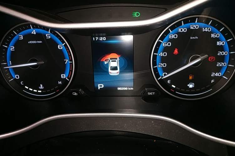 Used Geely Auto Emgrand 2019 Leading Edition 1.5L CVT Luxury Model China VI Standard Instrument Cluster