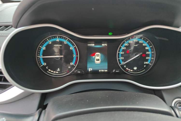 Used Geely Auto Emgrand 2019 Leading Edition 1.5L CVT Luxury Model China VI Standard Instrument Cluster