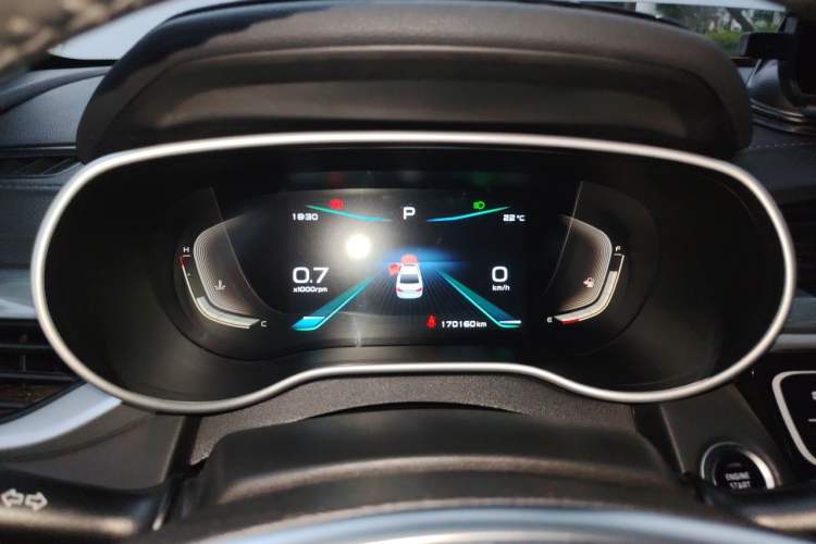 Used Geely Auto Emgrand 2019 Leading Edition 1.5L CVT Upward-Connected Model China VI Standard Instrument Cluster