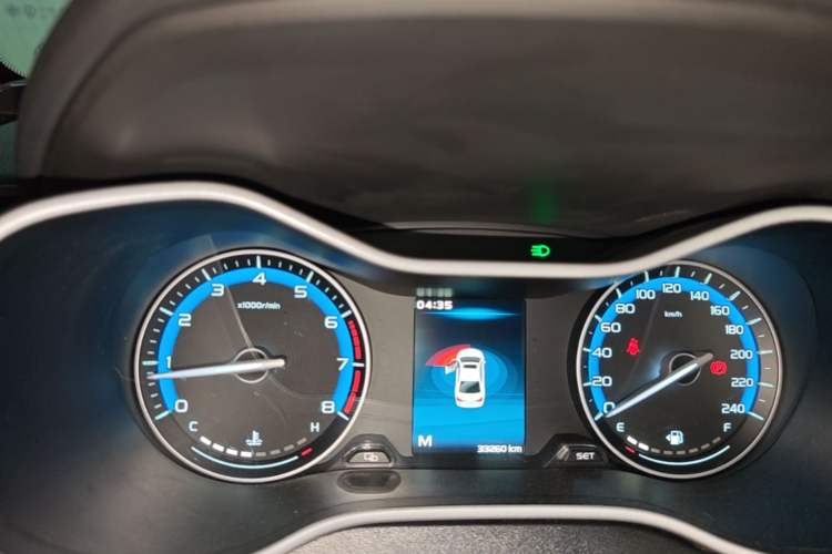 Used Geely Auto Emgrand 2019 Leading Edition 1.5L Manual Fashion Model China VI Standard Instrument Cluster