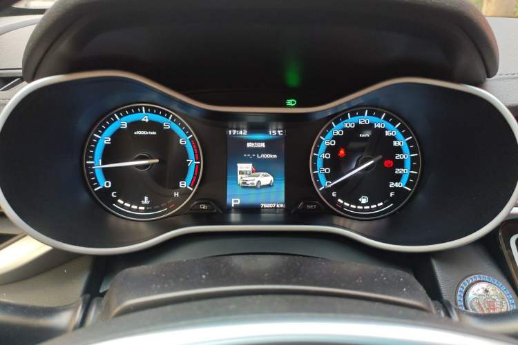 Used Geely Auto Emgrand 2019 Leading Edition 1.5L CVT Luxury Model China VI Standard Instrument Cluster