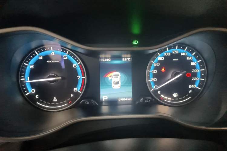 Used Geely Auto Emgrand 2019 Leading Edition 1.5L CVT Luxury Model China VI Standard Instrument Cluster
