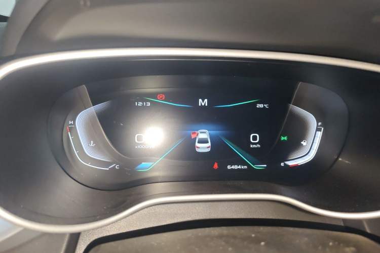 Used Geely Auto Emgrand 2019 Leading Edition 1.5L Manual Upgraded Connectivity Model China VI Standard Instrument Cluster