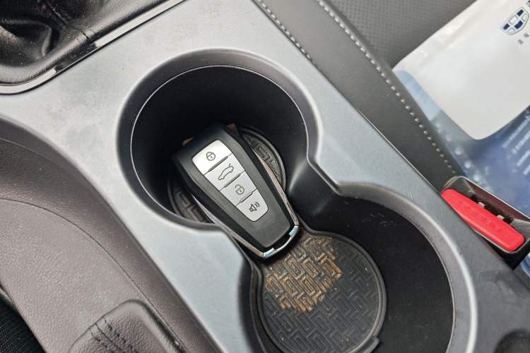 Used Geely Auto Emgrand 2019 Leading Edition 1.5L Manual Luxury Model China VI Standard Interior 1
