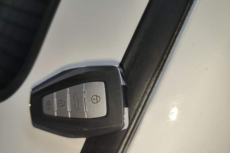 Used Geely Auto Emgrand 2019 Leading Edition 1.5L CVT Upward Asian Games Edition China VI Interior 1