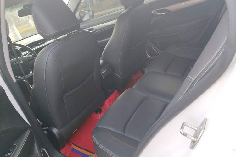 Used Geely Auto Emgrand 2019 Leading Edition 1.5L CVT Upward Asian Games Edition China V Interior 4