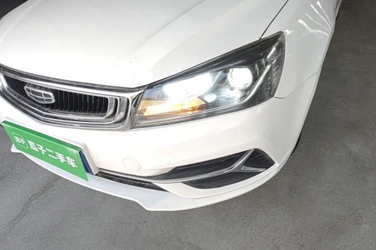Used Geely Auto Emgrand 2019 Leading Edition 1.5L CVT Luxury Model China VI Standard Left Front Headlight