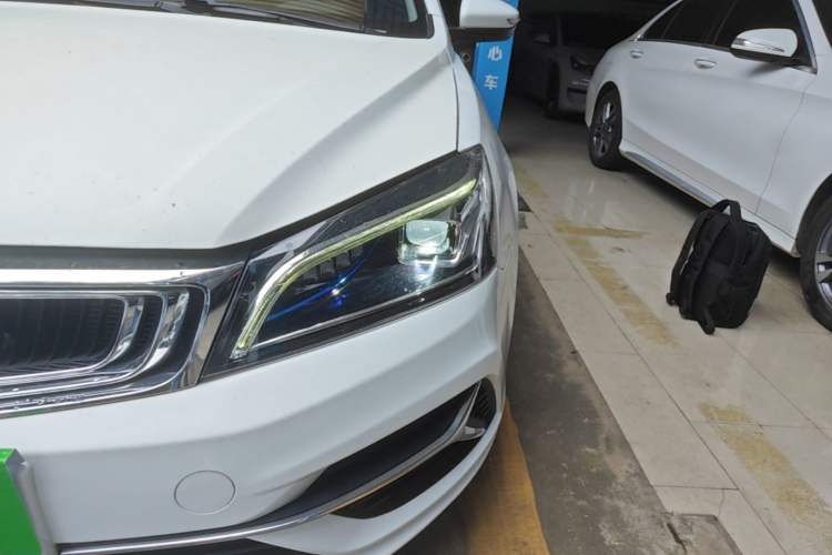 Used Geely Auto Emgrand 2019 Leading Edition 1.5L Manual Upward Asian Games Edition China VI Left Front Headlight