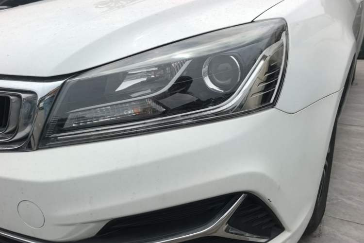 Used Geely Auto Emgrand 2019 Leading Edition 1.5L CVT Luxury Model China VI Standard Left Front Headlight