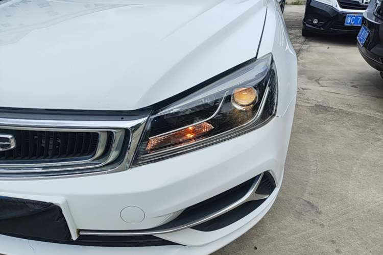 Used Geely Auto Emgrand 2019 Leading Edition 1.5L CVT Luxury Model China VI Standard Left Front Headlight