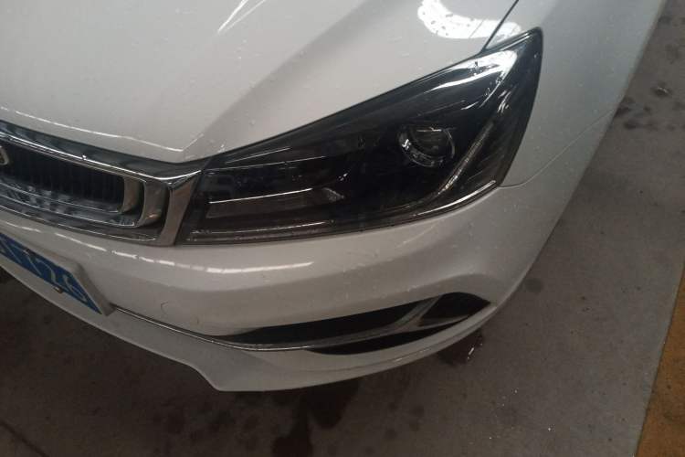 Used Geely Auto Emgrand 2019 Leading Edition 1.5L CVT Luxury Model China VI Standard Left Front Headlight