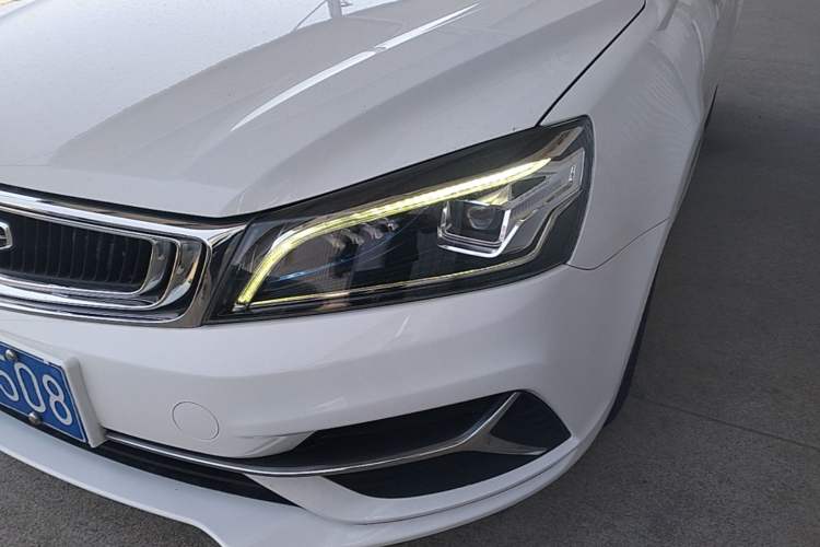 Used Geely Auto Emgrand 2019 Leading Edition 1.5L CVT Upward-Connected Model China VI Standard Left Front Headlight