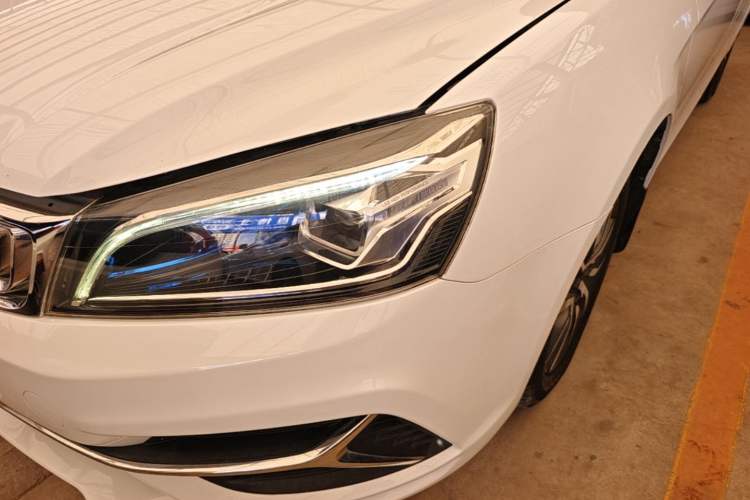 Used Geely Auto Emgrand 2019 Leading Edition 1.5L Manual Upgraded Connectivity Model China V Standard Left Front Headlight