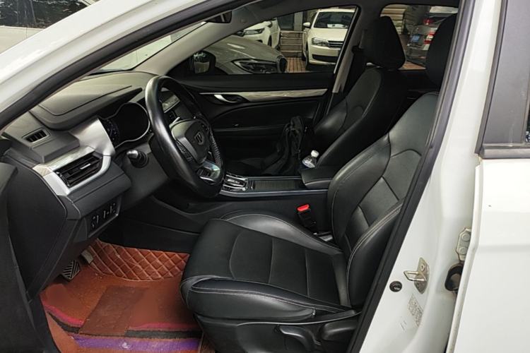 Used Geely Auto Emgrand 2019 Leading Edition 1.5L CVT Luxury Model China VI Standard Left Front Seat