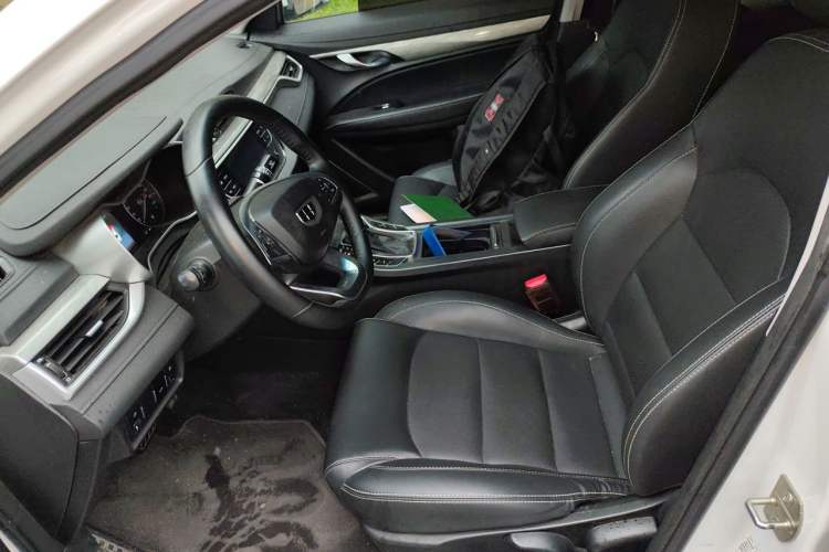 Used Geely Auto Emgrand 2019 Leading Edition 1.5L CVT Luxury Model China VI Standard Left Front Seat