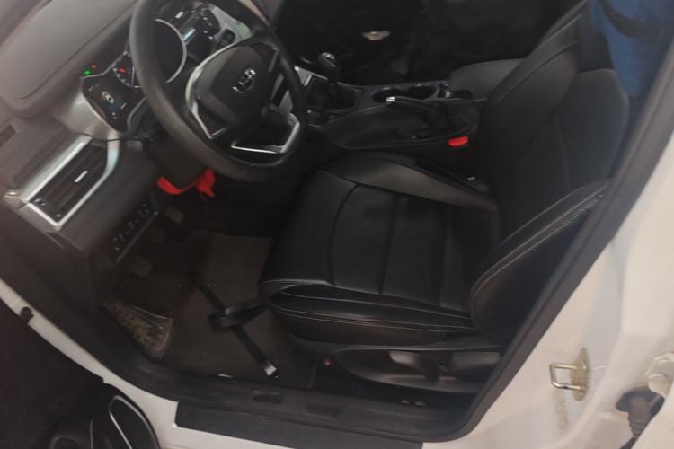 Used Geely Auto Emgrand 2019 Leading Edition 1.5L Manual Fashion Model China VI Standard Left Front Seat